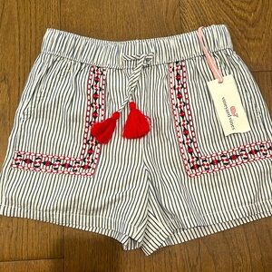 NWT vineyard vines shorts! 7-8